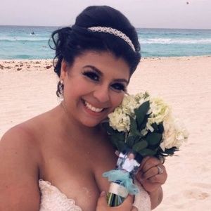 Meet your Posher, Araceli